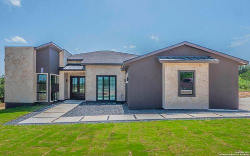 643 Mystic Pkwy, Spring Branch, TX, 78070-5466 | Card Image