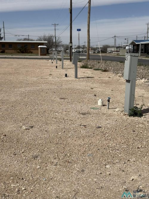 103 S Alameda, Jal, NM, 88252 | Card Image