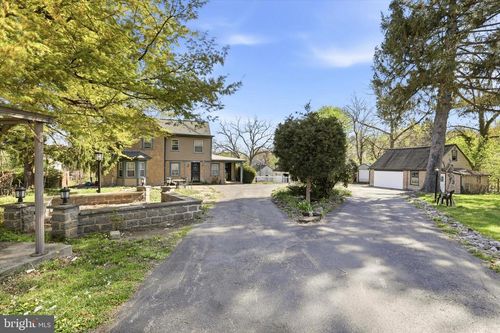 2202 Swede Rd, Norristown, PA, 19401-1734 | Card Image