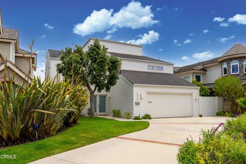 4010 Romany Dr, Oxnard, CA, 93035-2925 | Card Image
