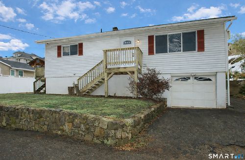 6 Norton Pl, Norwalk, CT, 06854-2807 | Card Image