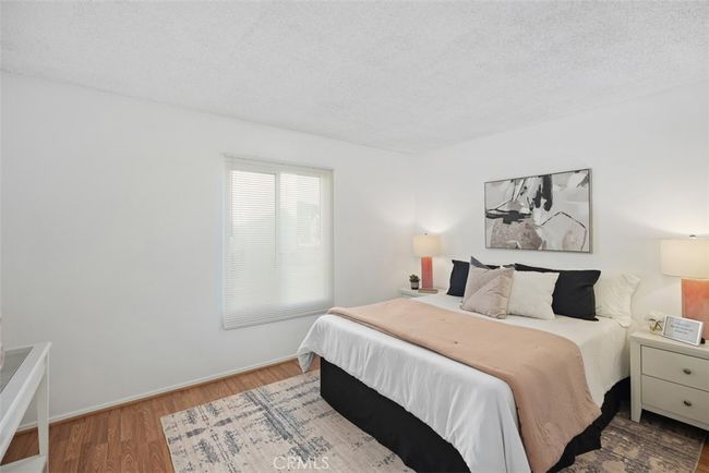 5 - 23300 Orange, Condo with 2 bedrooms, 1 bathrooms and null parking in Lake Forest CA | Image 11
