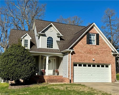 611 Pebble Dr, Gibsonville, NC, 27249-2850 | Card Image