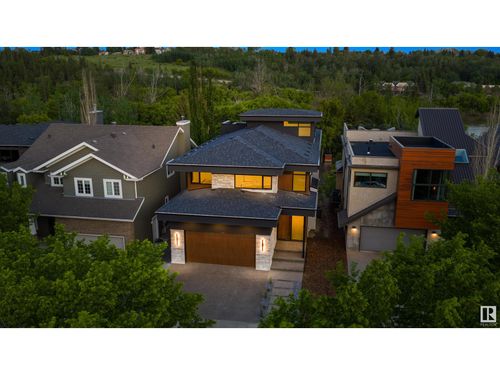 8807 99 Ave Nw, Edmonton, AB, T5H4N5 | Card Image