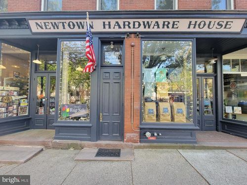 2n-106-108 S State St, NEWTOWN, PA, 18940-3536 | Card Image