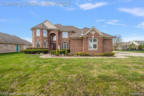 16299 Shaftesbury Ln, Macomb, MI, 48044-1151 | Card Image
