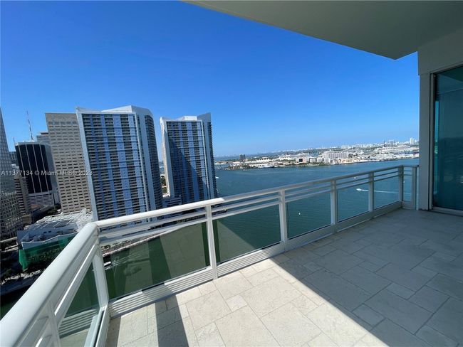 APT-2201 - 900 Brickell Key Blvd, Condo with 3 bedrooms, 4 bathrooms and null parking in Miami FL | Image 29