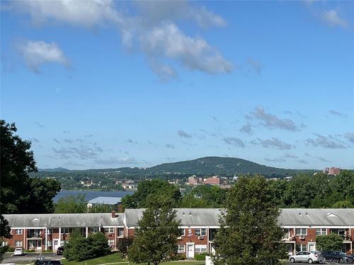 70-6 Colonial Rd, Beacon, NY, 12508-1746 | Card Image