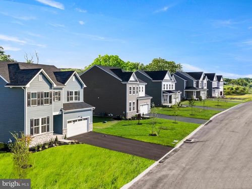 61 Steiner Way, Perkiomenville, PA, 18074-8703 | Card Image