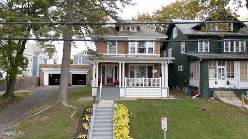 905 Myrtle Ave, Albany, NY, 12208-2219 | Card Image