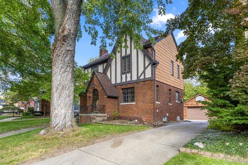 745 Beechmont St, Dearborn, MI, 48124-1574 | Card Image