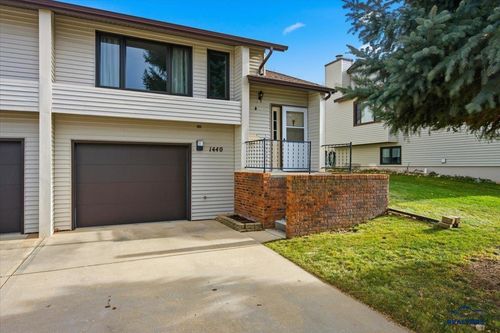 1440 Lookout Valley Ct, Spearfish, SD, 57783-1551 | Card Image