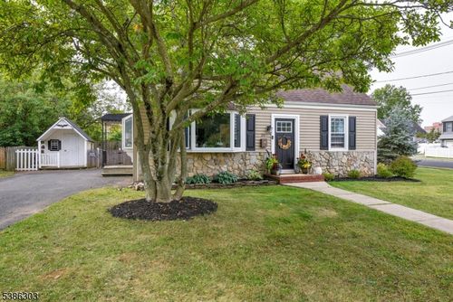 26 Putnam St, Somerville, NJ, 08876-2737 | Card Image