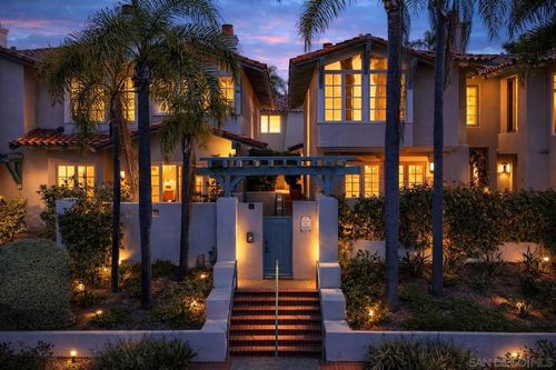 7713 Ivanhoe Ave, La Jolla, CA, 92037-4521 | Card Image