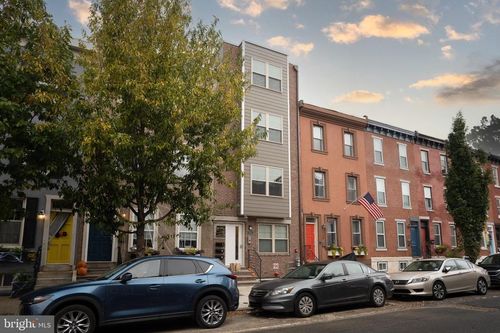 2141 Christian St, PHILADELPHIA, PA, 19146-1209 | Card Image