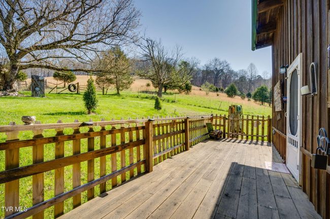 205 Helton Hollow Road, House other with 3 bedrooms, 1 bathrooms and null parking in Eidson TN | Image 6