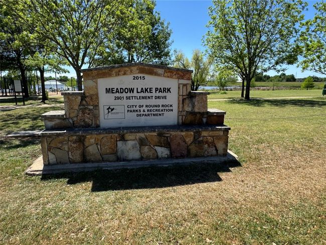 1347 Lakeside Loop, House other with 3 bedrooms, 3 bathrooms and 4 parking in Round Rock TX | Image 17