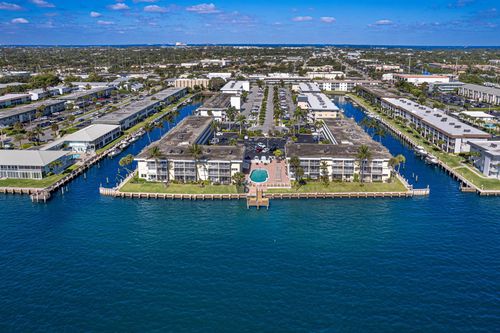 207-101 Doolen Ct, North Palm Beach, FL, 33408-5719 | Card Image