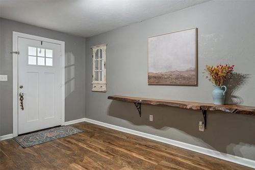 601 S 8th Street Dr, Yukon, OK, 73099-3511 | Card Image