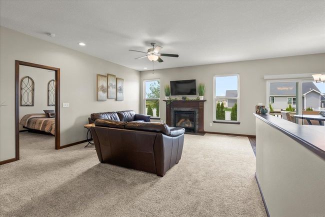 2924 Timber Cove Dr, House other with 3 bedrooms, 3 bathrooms and null parking in Cedar Falls IA | Image 12
