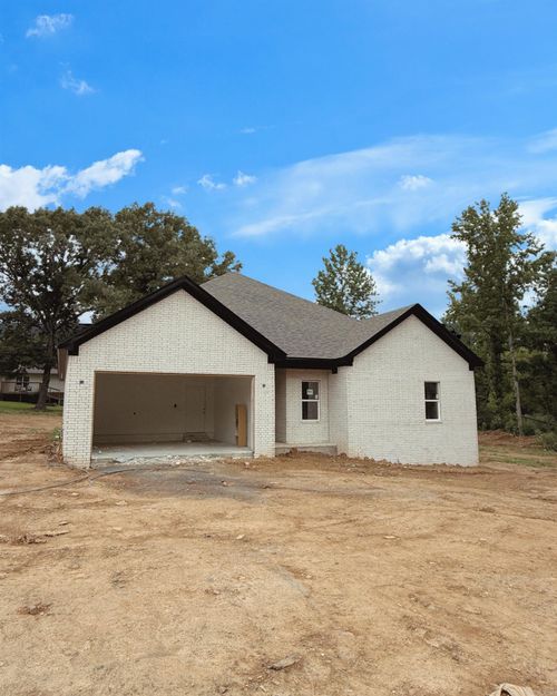 531 Madeleine St, Austin, AR, 72007-9701 | Card Image