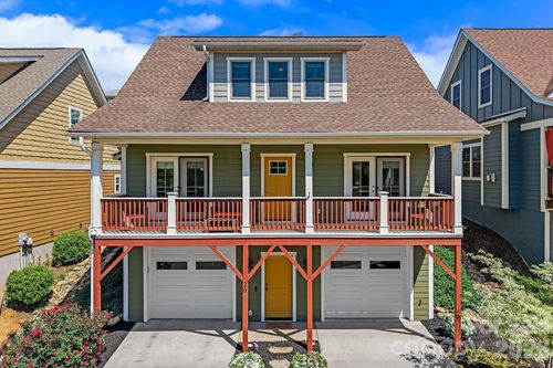 20 Greenwood Fields Dr, Asheville, NC, 28804-0099 | Card Image