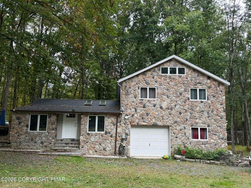 3377 Masons Ln, East Stroudsburg, PA, 18302-8034 | Card Image