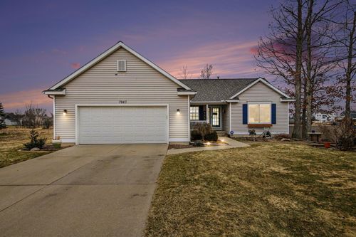 7943 Westside Dr, Hudsonville, MI, 49426-7504 | Card Image
