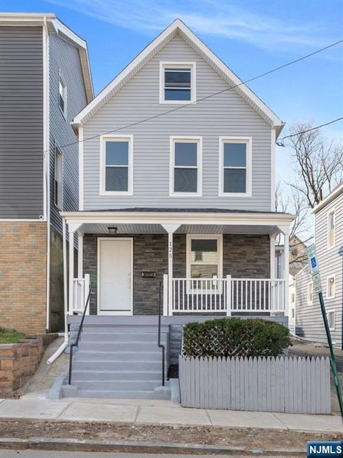 125 Brookside Ave, Irvington, NJ, 07111-3355 | Card Image
