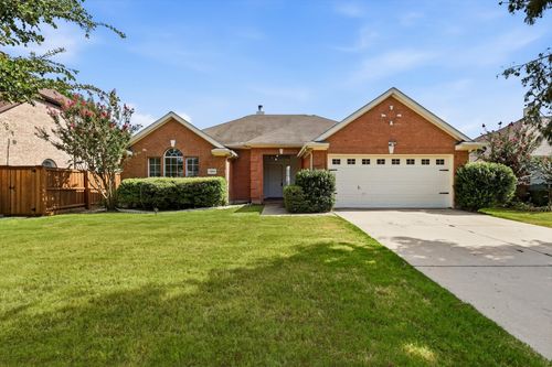 11203 Newberry Dr, Frisco, TX, 75035-8614 | Card Image