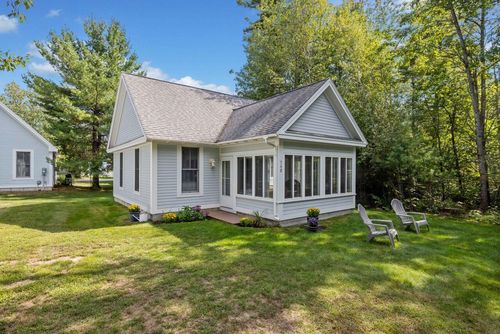 348-454 Post Road, Wells, ME, 04090 | Card Image
