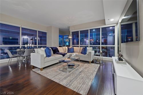 700-4525 Dean Martin Dr, Las Vegas, NV, 89103-8108 | Card Image