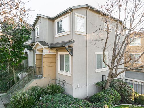 16449 Liberty St, Ashland, CA, 94578-5305 | Card Image