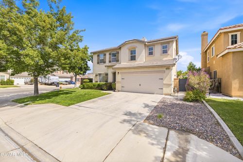 6145 W Avenue J-10, Lancaster, CA, 93536 | Card Image
