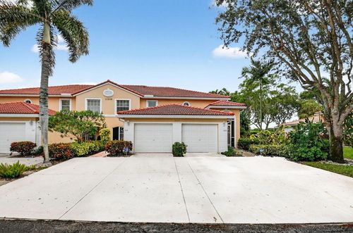 202-12528 Crystal Pointe Dr, Boynton Beach, FL, 33437-5676 | Card Image