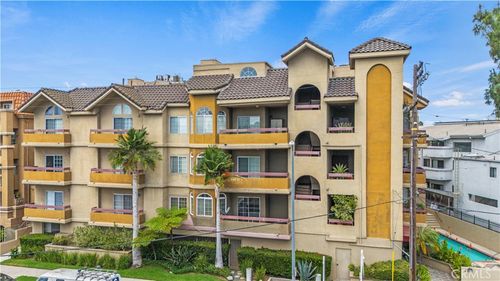 105-4301 Fulton Ave, Sherman Oaks, CA, 91423-3922 | Card Image