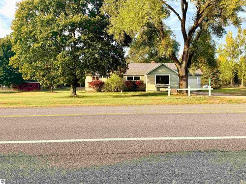 4774 W 16 Road, Mesick, MI, 49668 | Card Image