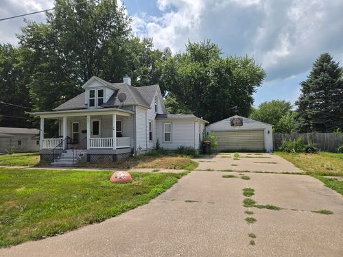 407 Ne 3rd Ave, Aledo, IL, 61231-1230 | Card Image
