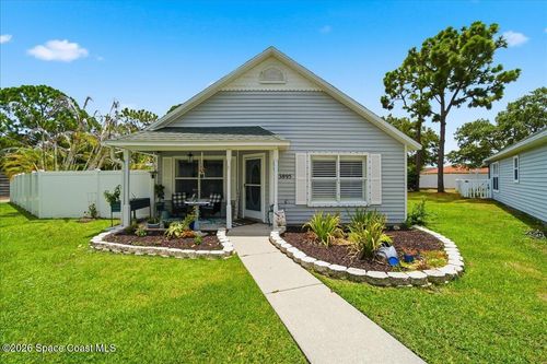 3895 Veranda Ct, Melbourne, FL, 32901-8743 | Card Image
