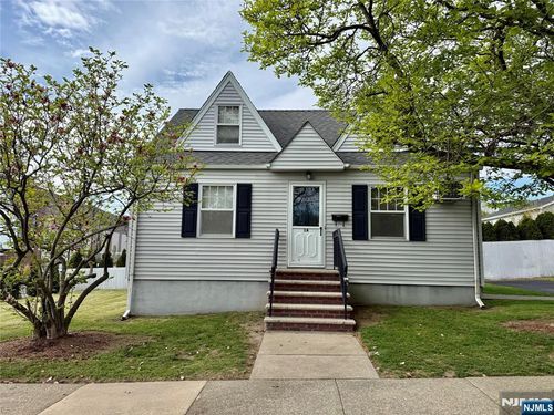 1 Paterson Ave, Elmwood Park, NJ, 07407-1414 | Card Image