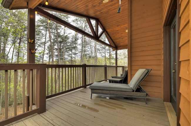 48 Logan Dr, Home with 3 bedrooms, 3 bathrooms and null parking in Mineral Bluff GA | Image 40