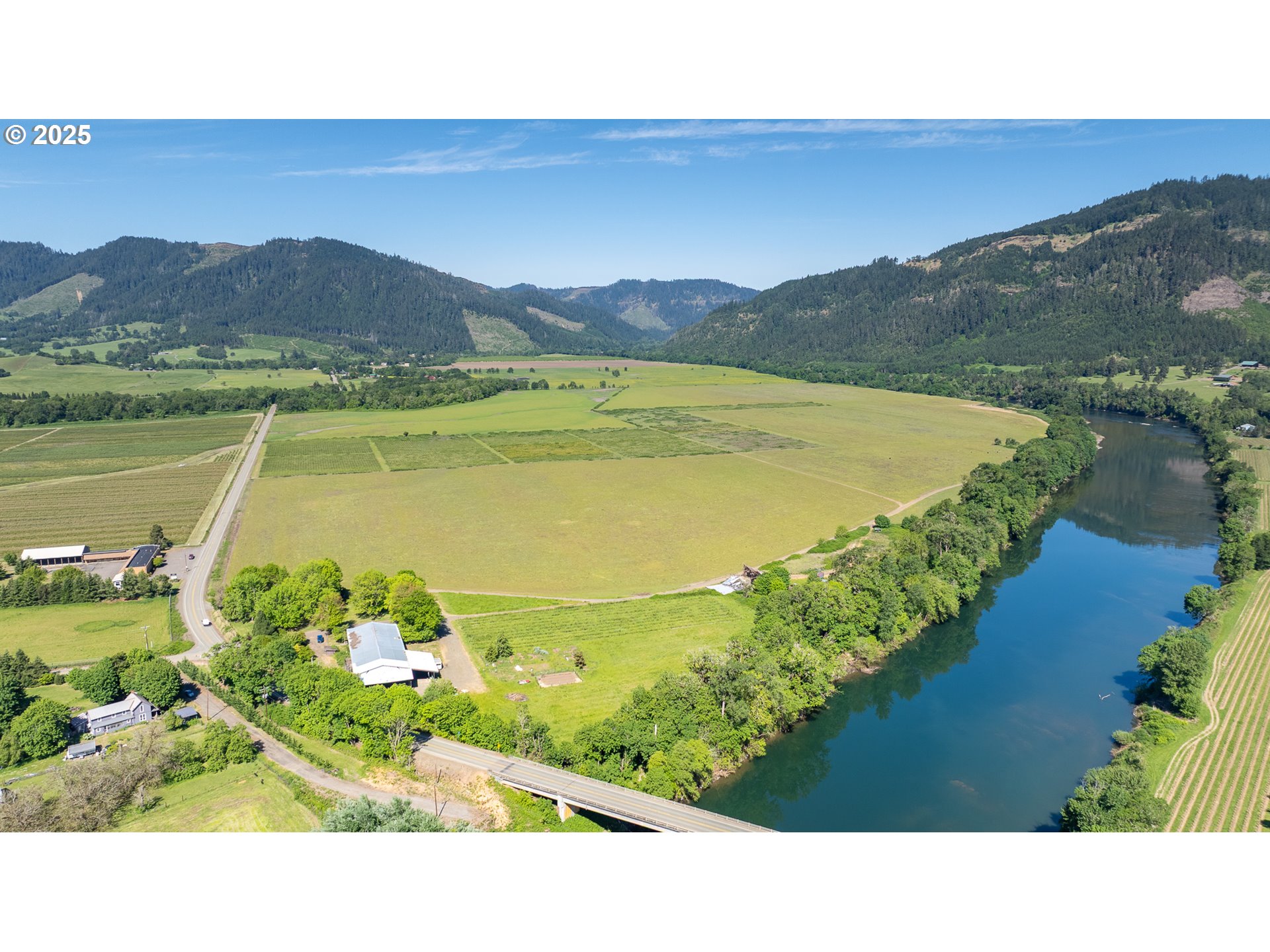 Residential in Umpqua