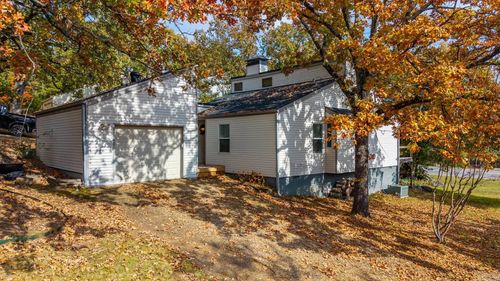 102 Windwood Ln, Maumelle, AR, 72113-6211 | Card Image