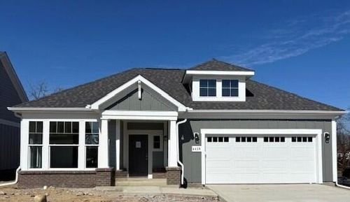 4439 Marilyn Ct, Grove City, OH, 43123-4400 | Card Image