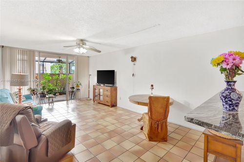 apt-117-10525 Sw 112th Ave, Miami, FL, 33176-8228 | Card Image