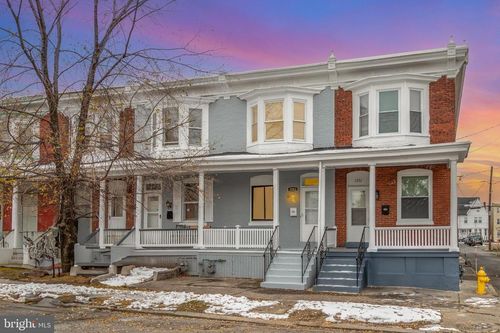 1353 Howard St, HARRISBURG, PA, 17104-1143 | Card Image