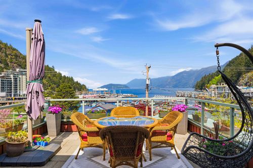 ph-1-6688 Royal Avenue, West Vancouver, BC, V7W2B9 | Card Image