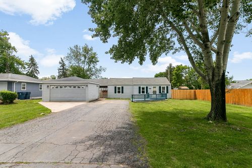 2303 Sweetbriar Ave, Crest Hill, IL, 60403-1763 | Card Image