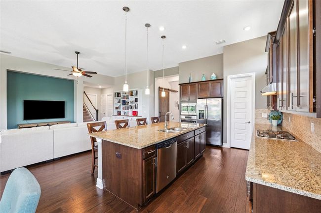 6007 Quartz Lake Way, House other with 4 bedrooms, 4 bathrooms and null parking in LITHIA FL | Image 9