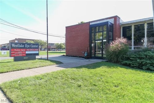 27059 Center Ridge Rd, Westlake, OH, 44145-4064 | Card Image